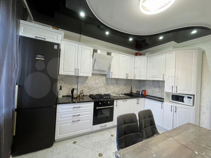 2-к. квартира, 74 м², 5/9 эт.