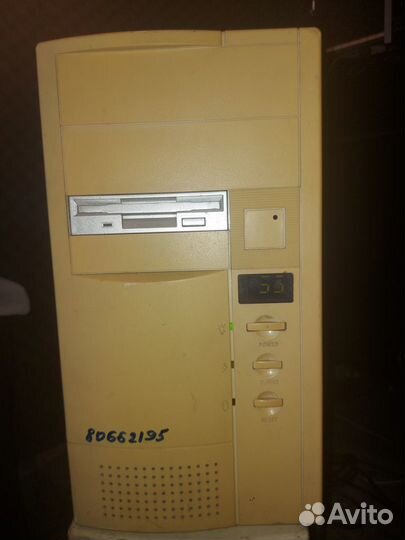 Ретро компьютер pentium 200 1990 год