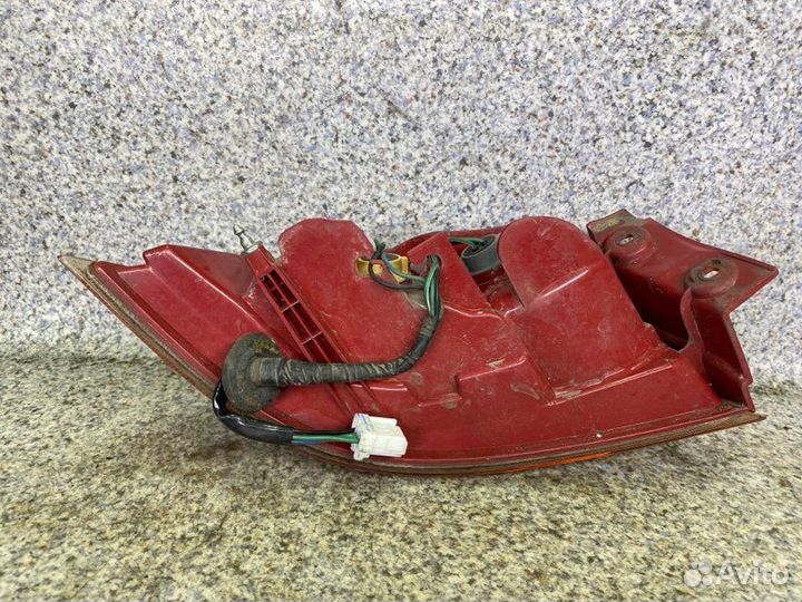 Фонарь правый Mitsubishi Lancer 10 2007