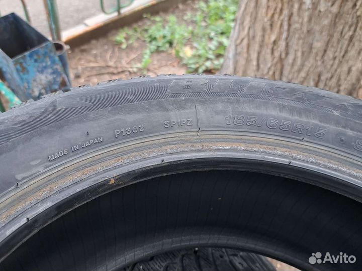 Bridgestone Blizzak Spike-01 185/65 R15