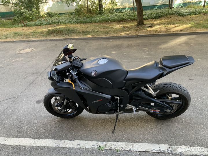 Honda cbr1000rr