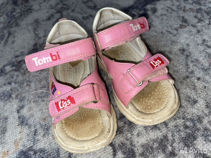 Босоножки для девочки 23