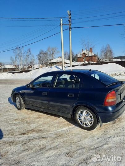 Opel Astra 1.6 МТ, 2002, 200 000 км