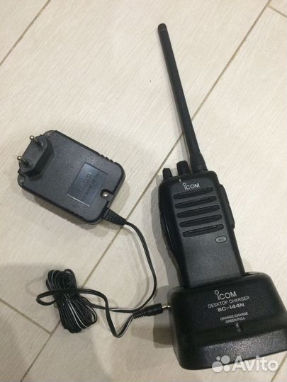 Портативная радиостанция Icom IC-F11 VHF