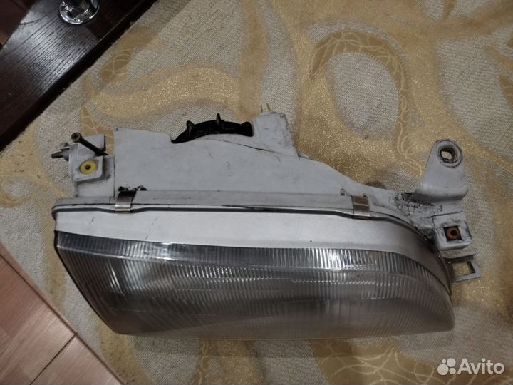 Фара передняя правая Тойота Королла 100