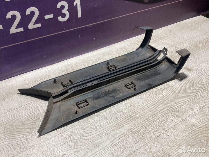 Молдинг заднего крыла Форд Транзит