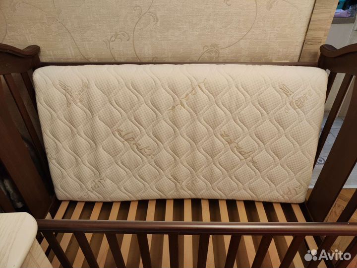 Детская кроватка pali