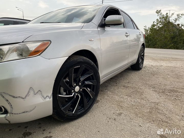 Колеса на Toyota Camry R-18 245/45 летние