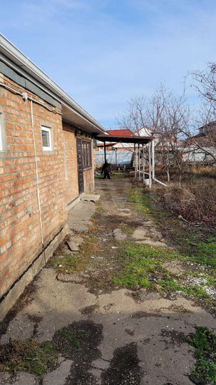 Дом 80,7 м² на участке 5,83 га