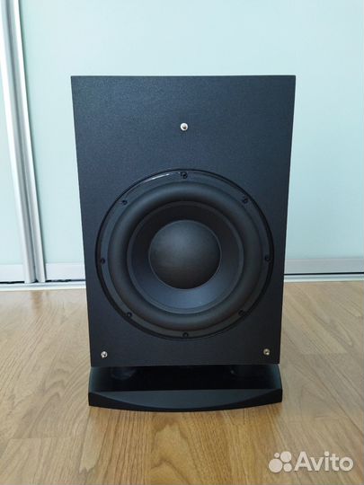 Активный сабвуфер