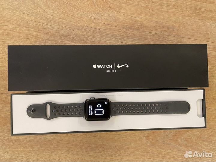 Часы apple watch 3 42 mm Nike+