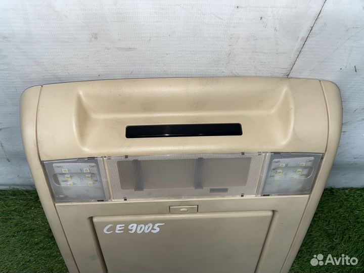 Монитор потолка Cadillac Escalade GMT900