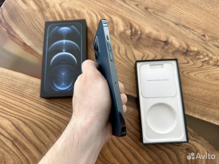 iPhone 12 Pro Max, 256 ГБ