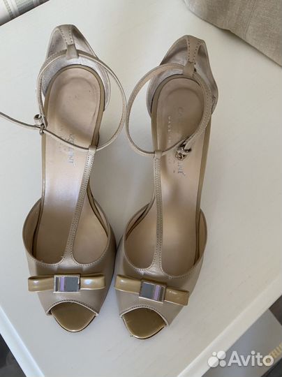 Босоножки Carlo pazolini 37