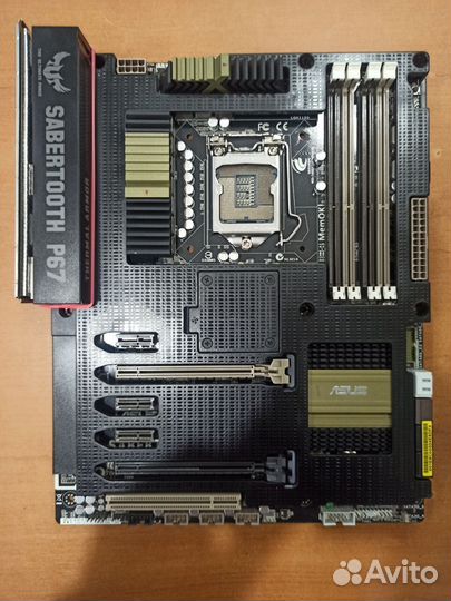 Мат плата asus sabertooth P67 LGA 1155