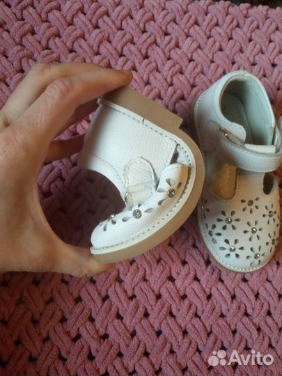 Сандалии для девочки 24 размер кожа