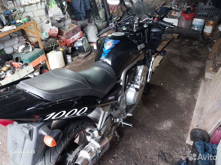 Yamaha FZS1000