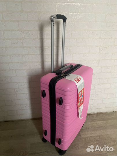 Чемодан на колесах