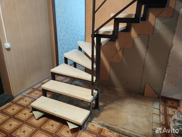 Лестница металлическая