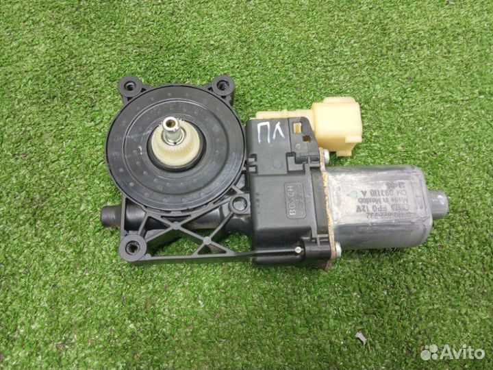 Моторчик стеклоочистителя передний левый Ford Kuga