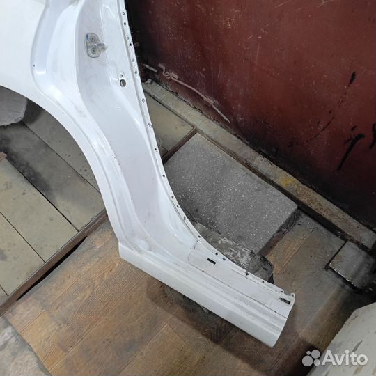 Крыло заднее правое Ниссан Эксперт