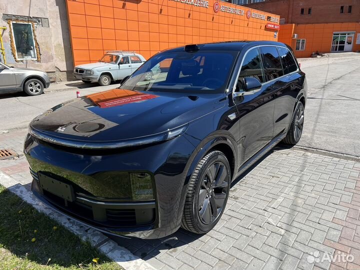 LiXiang L9 1.5 AT, 2024, 15 км