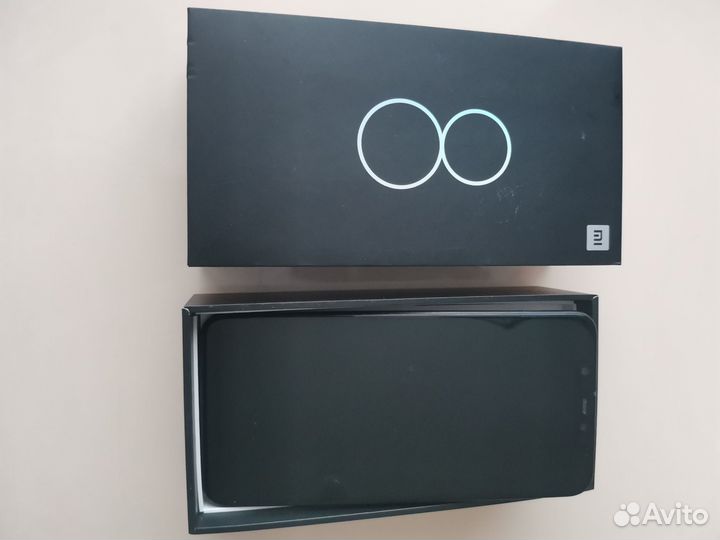 Xiaomi Mi 8, 6/128 ГБ