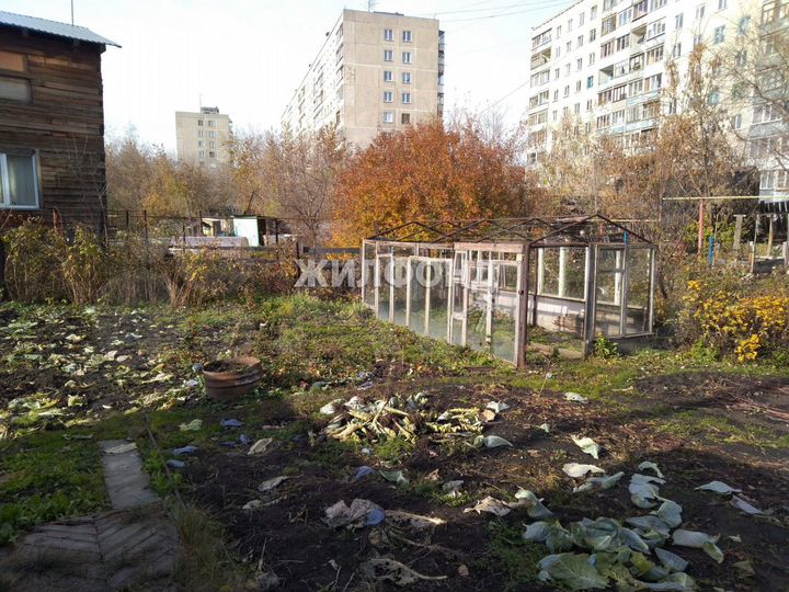 Дом 39,9 м² на участке 8,1 сот.