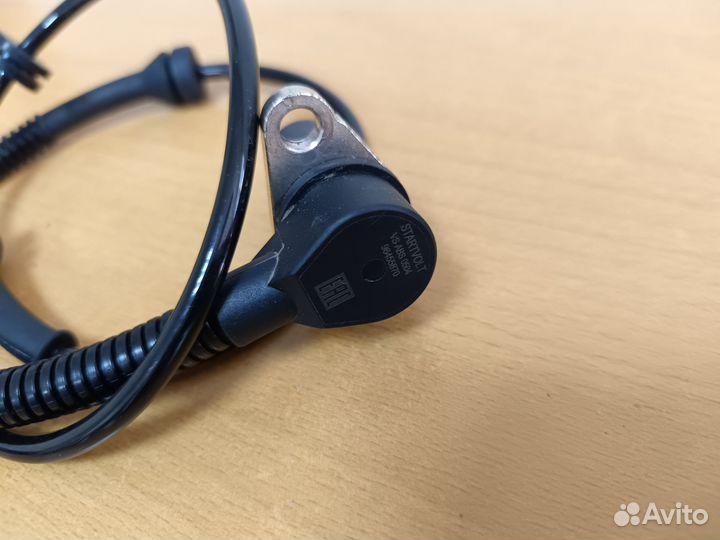 Датчик ABS Chevrolet Lacetti передний правый