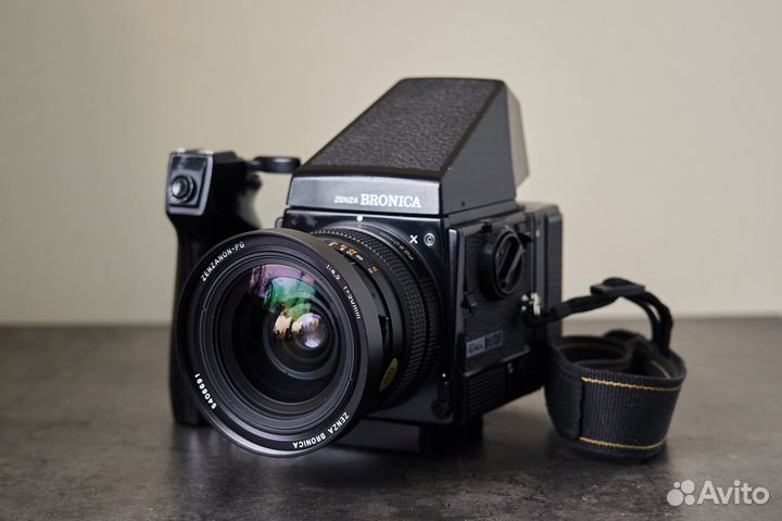 Среднеформатная камера Bronica gs-1