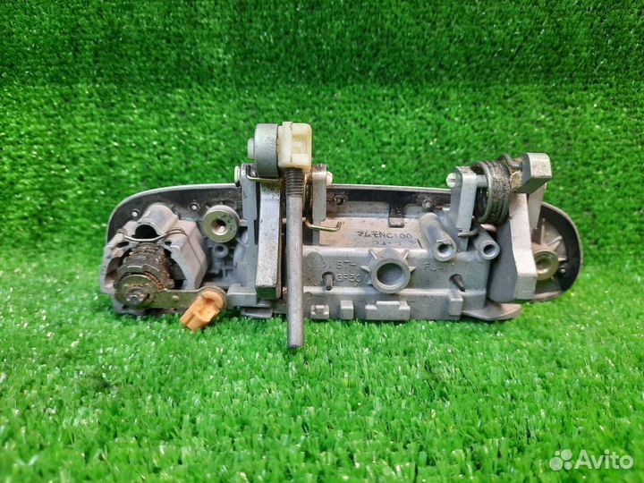 Ручка двери внешняя передняя левая Mazda Premacy