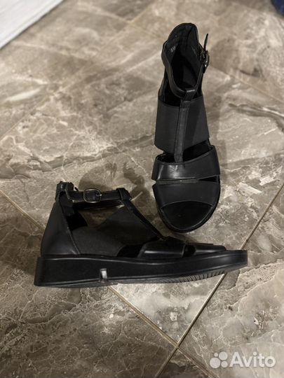 Сандалии женские 38 размер