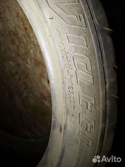 Viatti Strada Asimmetrico 225/45 R17 130C