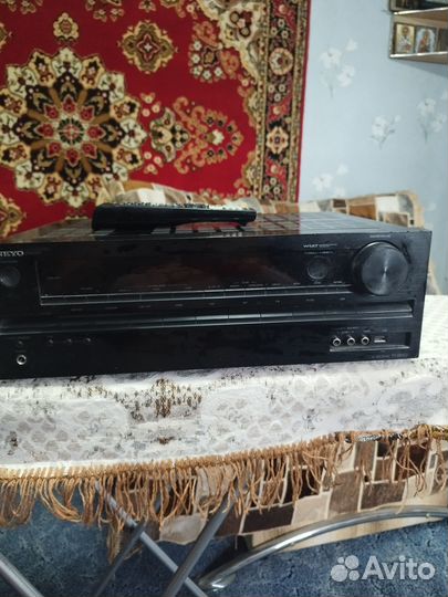 Av ресивер Onkyo TX-SR313