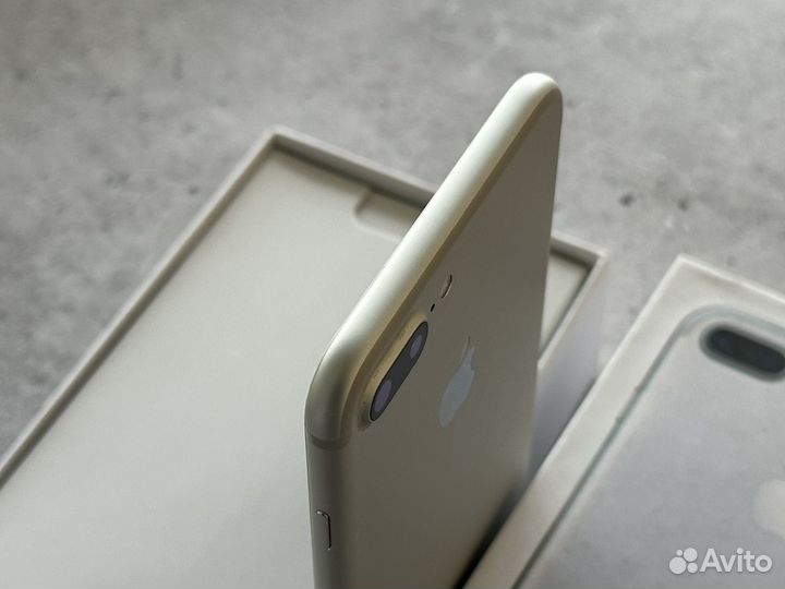 iPhone 7 Plus. 32GB. Silver