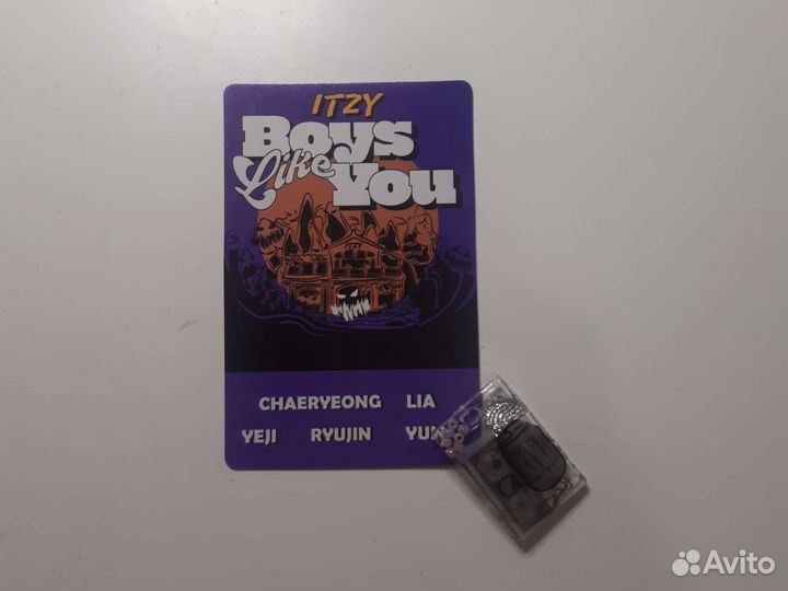 Карта с участницей Itzy Йеджи