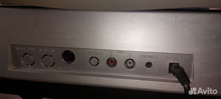Синтезатор Denn dek895 + стойка