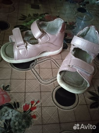 Босоножки для девочки