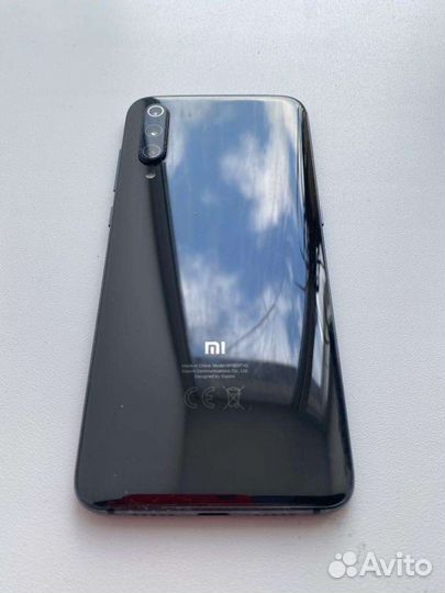 Xiaomi Mi 9, 6/64 ГБ