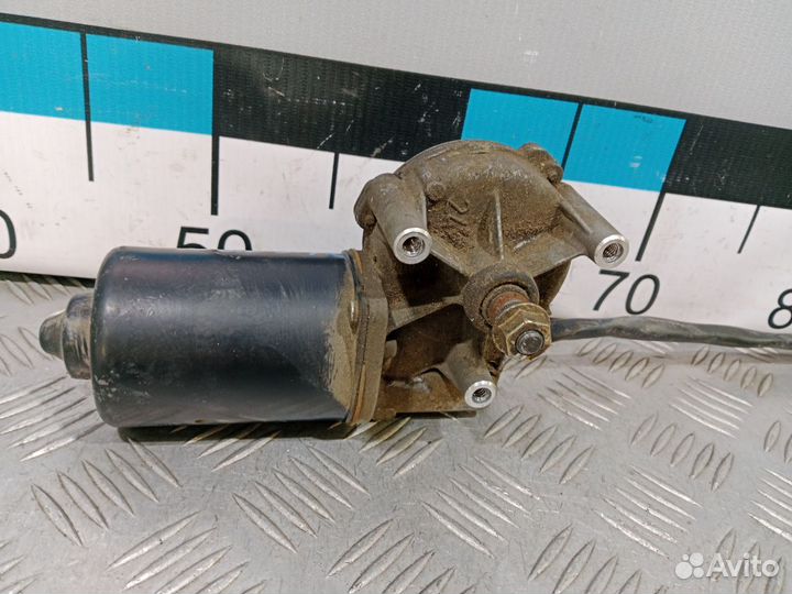 Б/У Моторчик стеклоочистителя передний Merc#003