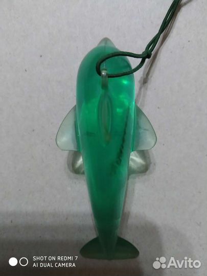 Сувенир в автомобиль силиконовый дельфинчик