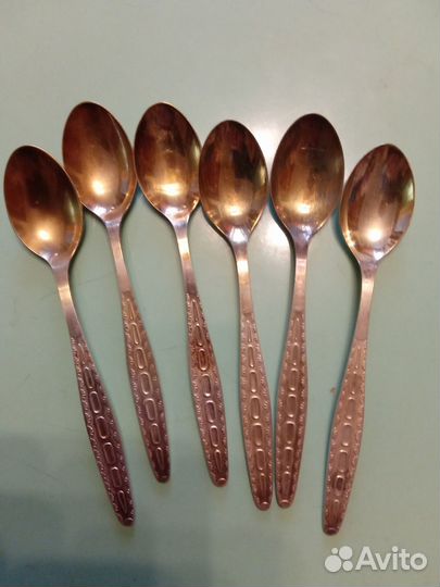 Чайные с позолотой ложечки