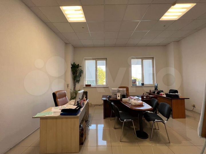 Продам офисное помещение, 73.8 м²