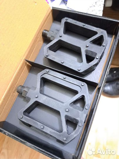 Педали для велосипеда