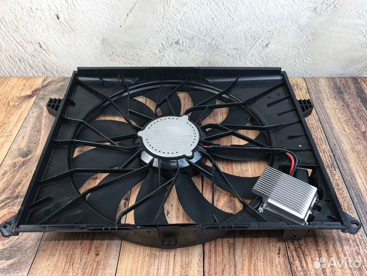Вентилятор охлождения двигателя Mercedes W251 W164