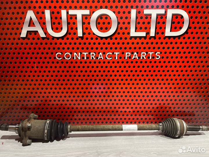 Полуось задняя (приводной вал, шрус) Lexus Nx 300H