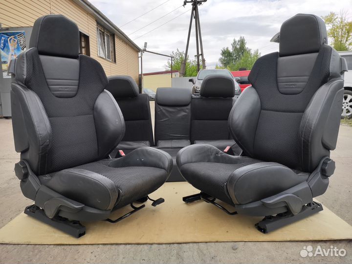 Сиденья Recaro OPC VXR на Opel Astra H GTC 3Д