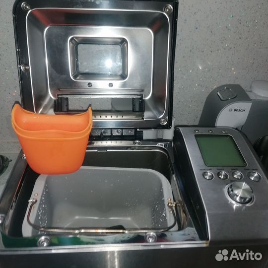 Продаю хлебопечку