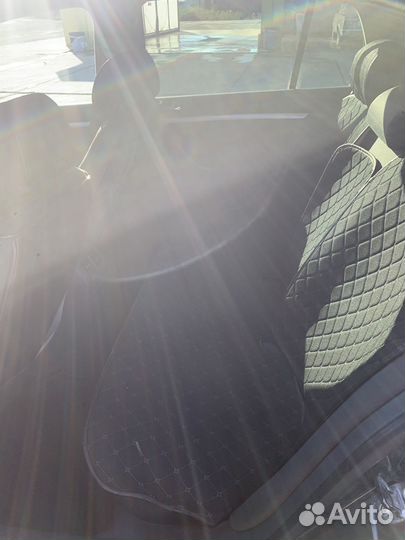 Volkswagen Golf, 2004