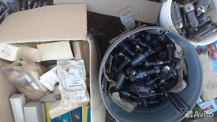 Ункц 0511 и радиодетали СССР